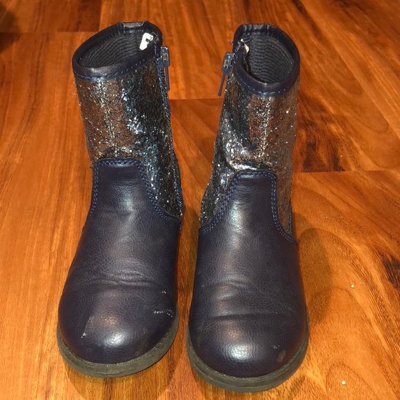 Cute Carter’s boots - Picture 2 of 6